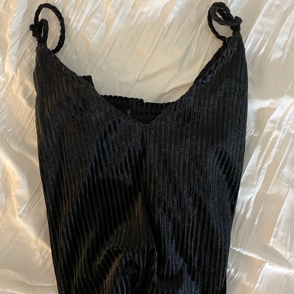 Velvet Strappy Dress // 3 for 25!!⭐️⭐️ - Picture 3 of 4